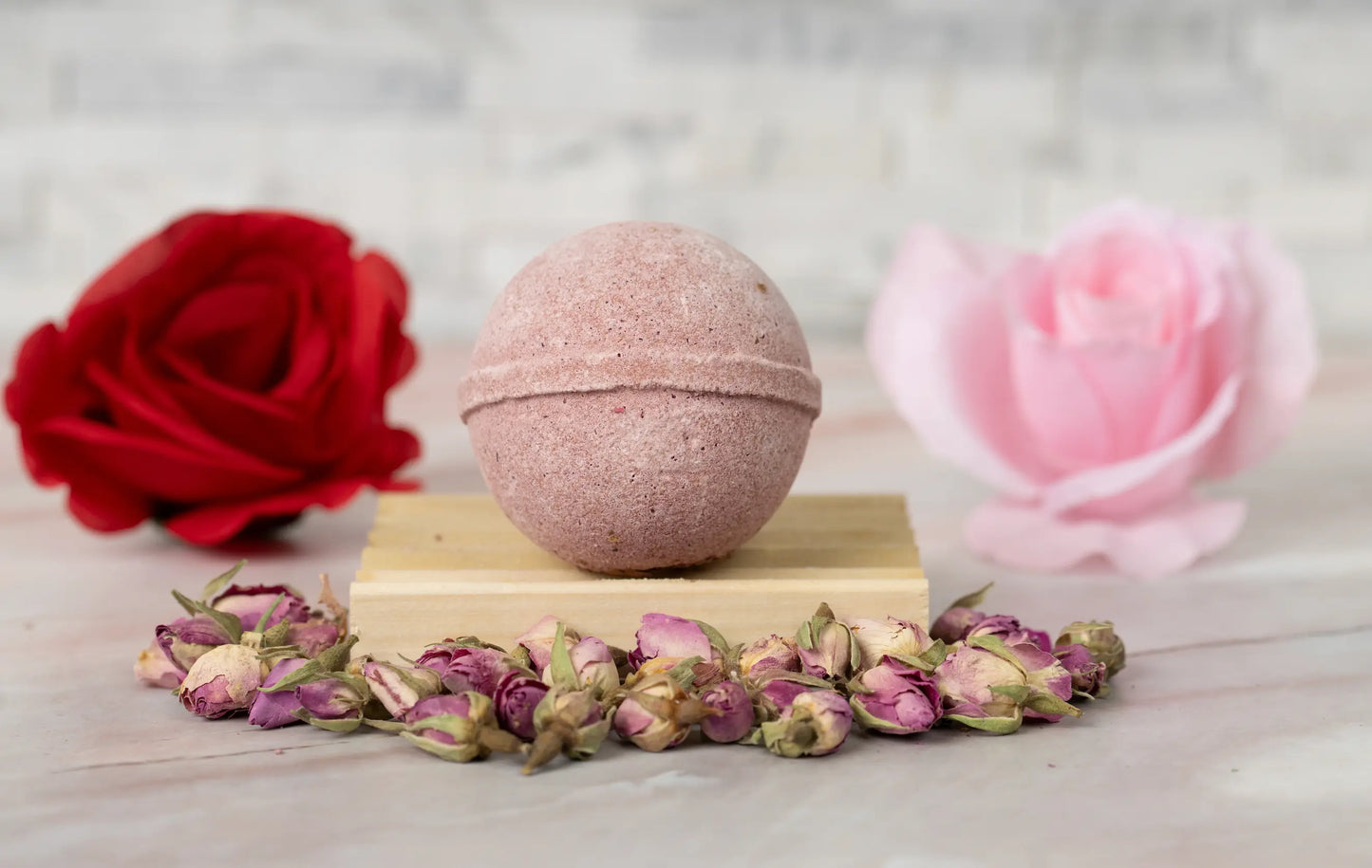 Bed of Roses Bath Bomb - Kreiner Natural Soap